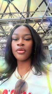 Arian Simone Woman Evolve 23