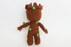 Everyone is debating on whether baby groot or baby's yoda is cuter but i think you're forgetting someone. I Am Groot Punkin Patterns