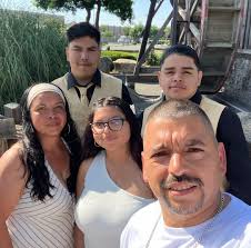 Desiree Monique Saldivar (@desiree.lopez.102977) • Facebook