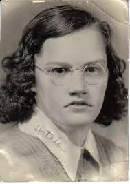 Eliza Herring's Instagram, Twitter & Facebook