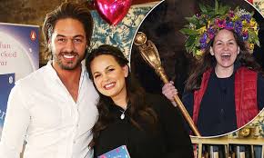I'm a celeb star stunned at kate. I M A Celeb Giovanna Fletcher S Brother Mario Falcone Bags 9 000 After Betting On Her Daily Mail Online