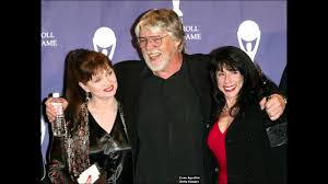 Shaun murphy, born cheryl murphy and also known as stoney is an american singer best known for her work with bob seger and little feat. Wfmk S John Robinson Interviews Bob Seger Backing Vocalist Shaun Murphy Youtube