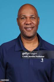 549 Mario Ellie Photos & High Res Pictures