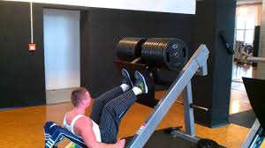 Die beinpresse ist eins davon. Beinpresse Im Mc Fit 360kg Youtube