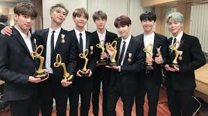 Daftar Pemenang Mga 2018 Bts Sabet 5 Penghargaan Sekaligus Termasuk Jadi Artist Of The Year Tribunnews Com Mobile