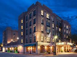 All suites come equipped with a. Hotels Downtown Savannah Ga Holiday Inn Savannah Historic District
