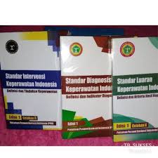 Keperawatan indonesia sdki tim pokja sdki dpp ppni latar belakang ppni merupakan organisasi profesi yang menghimpunkan secara nasional dan berbadan hukum sesuai dengan ketentuan peraturan. Paket 3 Buku Siki Slki Sdki Standar Luaran Keperawatan Indonesia Standar Intervensi Keperawatan Lazada Indonesia