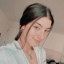 Julia Serna (juliaserna2008)