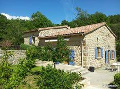 Il y a seulement le passage du pont de millau qui coûte 8€60 par voiture. 320 Idees De Maison En Pierre Maison En Pierre Maison Immobilier