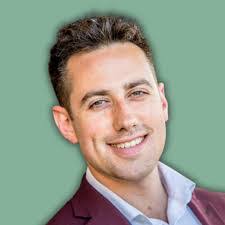 Daniel Gilman's Instagram, Twitter & Facebook