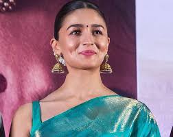 Alia Bhatt: Biography, Life Story & Work | Seema