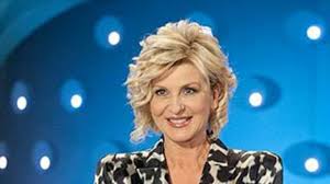 Check out the latest pictures, photos and images of carmen nebel. Carmen Nebel Ladt Zur Show Der Legenden Schlager De