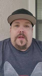 Big Boy problems. #beltbros #belts #bigguy #sensitiveskin #bigvanilla  #chrisladdcomedy #laddtv #lovefromcincy