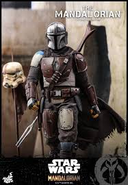 The Mandalorian And Ig 11 Hot Toys Action Figures Have Been Revealed Geektyrant In 2020 Star Wars Figurines Mandalorian Star Wars Images