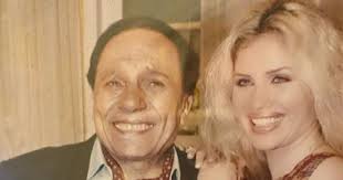 التجربة الدنماركية تدور أحداث القصة حول وزير الشباب والرياضة المصري (قدري المنياوي)، وأولاده الأربع شباب، وحياتهم السعيدة وتناولهم للطعام بشكل هائل، تستقدم الدولة المصرية فتاة من الدنمارك من أجل التبادل الثقافي بين البلدين، تأتي (أنيتا). Ù†ÙŠÙƒÙˆÙ„ Ø³Ø§Ø¨Ø§ Ø¨Ø¯Ø£Øª Ù…ÙˆØ¯ÙŠÙ„ ÙˆØ§Ø®ØªØ§Ø±Ù‡Ø§ Ø¹Ø§Ø¯Ù„ Ø§Ù…Ø§Ù… Ø¨Ø·Ù„Ø© Ù„Ù€ Ø§Ù„ØªØ¬Ø±Ø¨Ø© Ø§Ù„Ø¯Ù†Ù…Ø§Ø±ÙƒÙŠØ© Ø§Ù„ÙŠÙˆÙ… Ø§Ù„Ø³Ø§Ø¨Ø¹