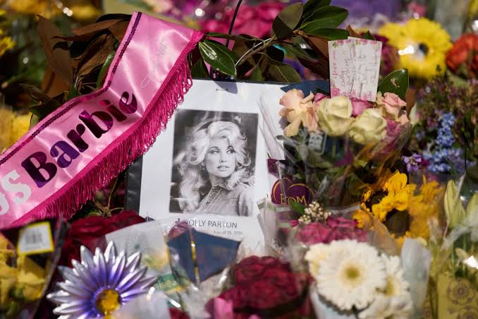 Dolly Parton estate announces 2-day festival 'Dollyfest' to celebrate her  legacy | WFLA