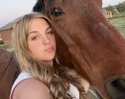 Meet 15 year old animal loving Kaydence. Kaydence went to be with Jesus in  May. Please pray with her family and friends as they learn to navigate life  without their girl. This