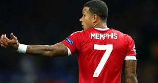 Depay was born on 13 february 1994 to a ghanaian father, dennis depay, and a dutch mother, cora schensema, in the. Memphis Depay Branded A Liar By His Father Over Claims Of Abandonment At Age Four Sportsjoe Ie