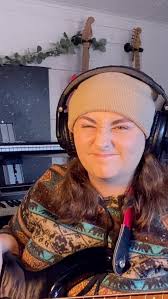 Rachel Grace (@rachelgracemusicwx) • Instagram photos and videos