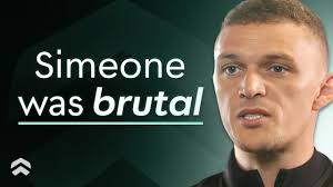 Kieran Trippier: “Diego Simeone? He's different (laughs). Before every  game, you'll see him storming up and down the corridor, just looking down  at the floor for about 40 minutes. I don't know