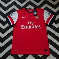 Bleacher report is taking a look at the top 100 soccer jerseys for the 2012/13 season as many clubs, and international teams as well. Arsenal 2012 Shirt