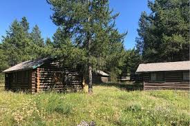 Luton's teton cabins offer a warm and welcoming log cabin retreat located in the north part of jackson hole, with just a short drive to grand teton and yellowstone national parks. Colter Bay Village Cabins At Grand Teton Midlife Globetrotter