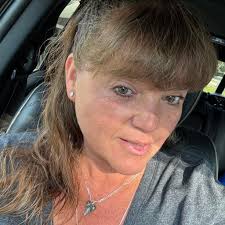 I'm confused, can the ninja creami make slush? I don't want to but 2  machines and the ninja slushi seems to make a lot of slush and I would  prefere smaller servings |