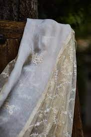 Como Quitar Las Manchas Amarillas De La Ropa De Hogar Blanca Quitar Las Manchas Amarillas Ropa De Hogar Como Lavar Ropa Blanca