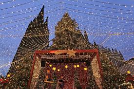 Was ist der unterschied zwischen einem weihnachtsmarkt und einem christkindlmarkt? Weihnachtsmarkt Am Kolner Dom Ausflugsziele Koln