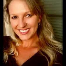 Ginger Beck's Instagram, Twitter & Facebook