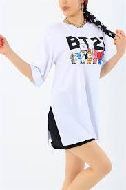 32132 Turkiye Nin En Hesapli Bayan Giyim Sitesi Modamizbir Com 2020 Moda Moda Stilleri Tisort