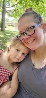 Ashley has one daughter named Holly . Ashley is married to Bariki. Twitter:  _mermaidbarbie IG and SC: ashleysiren