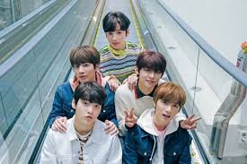 Txt Becomes The Fastest K Pop Group On Billboard 200 Debuts At 1 On The Albums List