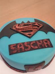 And around the world — politics, weather, entertainment, lifestyle, finance, sports and much more. Backkrumel Sandra Superman Vs Batman Torte Mit Kinderschokocreme