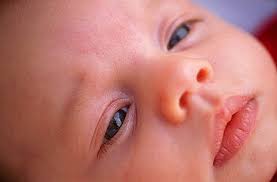 Gefahrlicher Keuchhusten Erkrankte Babys Mussen Nicht Zwangslaufig Husten Www Kinderaerzte Im Netz De
