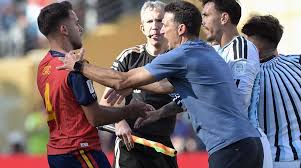 Tensión y brawl en España-Argentina: Enzo Fernández vio la roja en el final