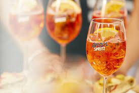 What makes aperol spritz, aperol spritz. Aperol Spritz Ritual Aperol