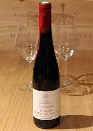 Un blanc, un rosé et un rouge. Muscat De Beaumes De Venise Rouge 2020 Domaine Alain Ignace Saumane Arts Vin