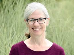 Heidi Stauber's Instagram, Twitter & Facebook