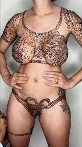 nude mehendi