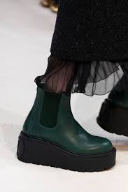 The Top 10 Shoes Of Paris Fashion Week Fall 2020 Trending Shoes Valentino Boots Fashion Boots