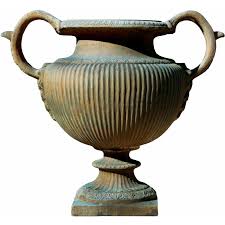 Vorresti far fare a me la tua programmazione di arte e immagine per due interi anni di scuola? Vaso Greco Antico In Terracotta Riproduzione Cratere Di Mitridate Recuperando