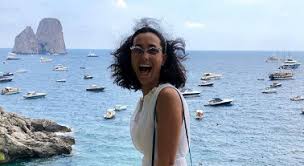 I due hanno anche due figli, guido alberto nato nel 2012 e cora, nata nel 2017. Caterina Balivo A Capri Indosso L Abito Del Mio Matrimonio Libero Quotidiano