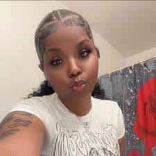 Latoya Weaver's Instagram, Twitter & Facebook