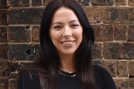 Sonja Halstead's Instagram, Twitter & Facebook