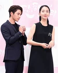 Sứ mệnh cuối của thiên thần": Khán giả phấn khích với cảnh hôn ngọt ngào  của Shin Hye Sun - L (Infinite)