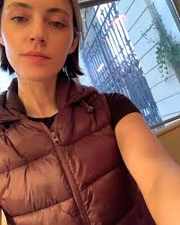 Beautiful details and buildings around every corner, Milan is incredible!  💕💗🤌 . . . #model #modelling #modellife #milan #travel #europe  #instadaily #instalike #instagood #mood #castings #fashionweek #look  #beauty #selfie #modelagency