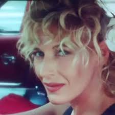 Timele Art presenta "Eclissi" #eclissi #teaser °Dedicato A Dorothy!  #dorothy •Regia di Gualtiero Serafini @gualtiero_serafini •Soggetto e  Sceneggiatura @gualtiero_serafini con la collaborazione di @manuelathena  •Con la Partecipazione Straordinaria di ...