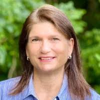 Diana Dubbs's Instagram, Twitter & Facebook