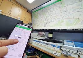 잔여백신 정보를 한눈에 확인 가능한 네이버의 '우리동네 백신알림 서비스'는 ▲네이버앱 ▲네이버지도앱 ▲네이버 모바일웹에서 이용 가능하다. Blnlwsgd6bfm2m
